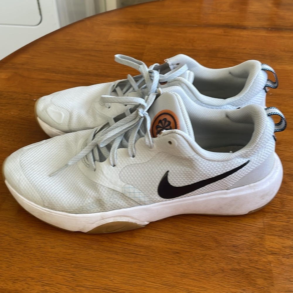 Nike City Rep TR Light Gray  Sneaker